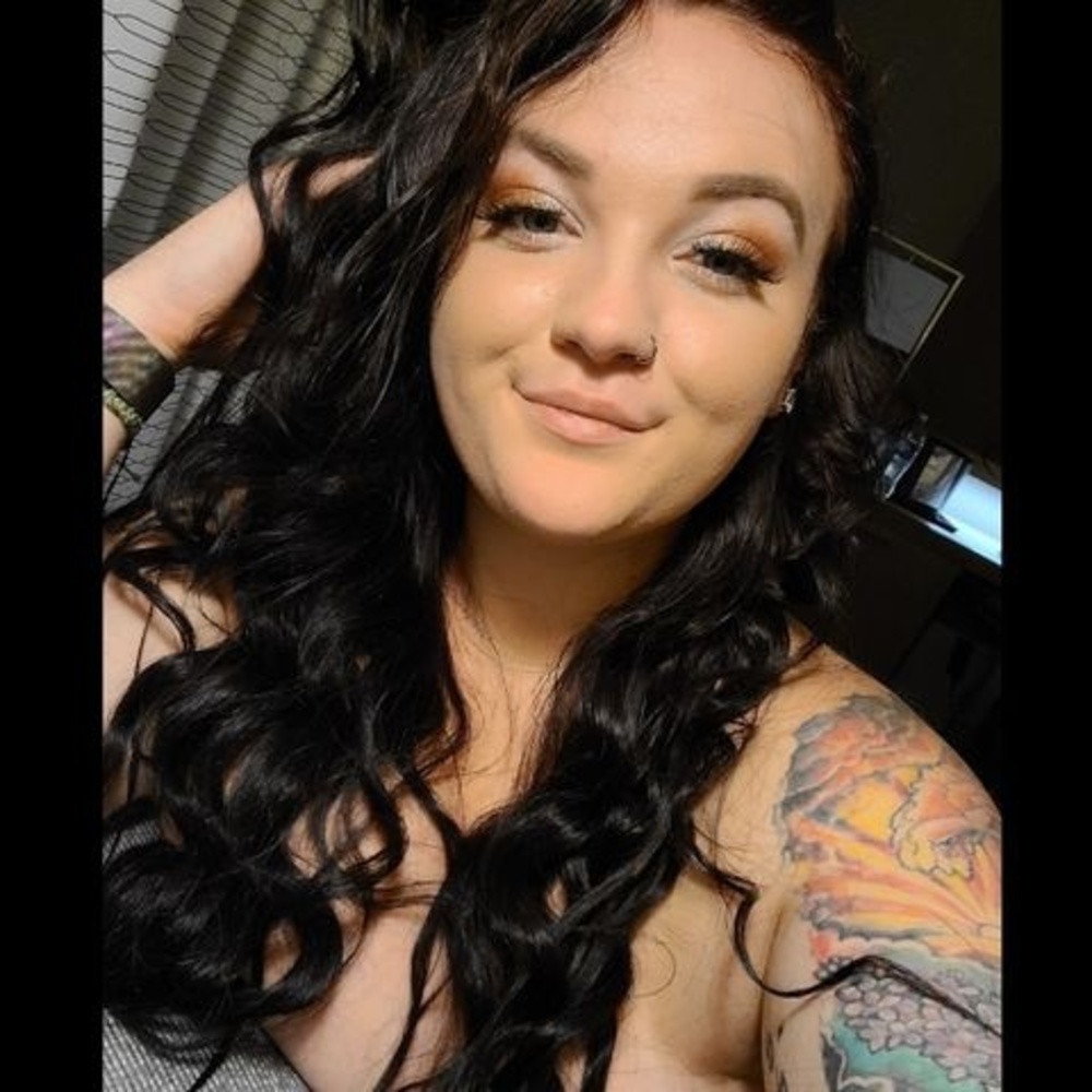 Meet your Posher, Emmie